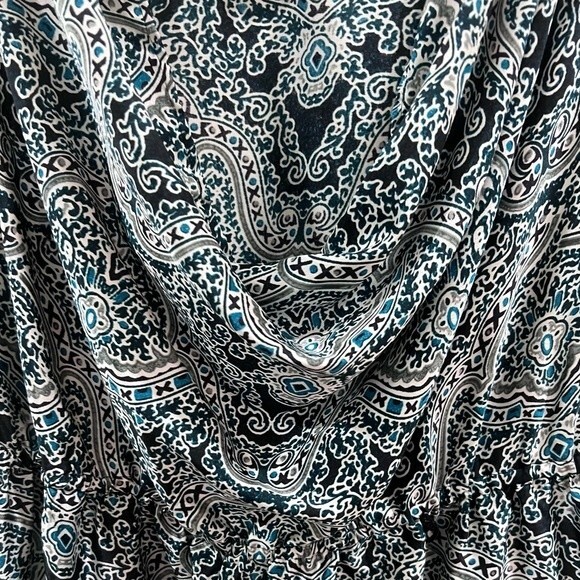 Motherhood Maternity black and aqua print top size small - Picture 4 of 6